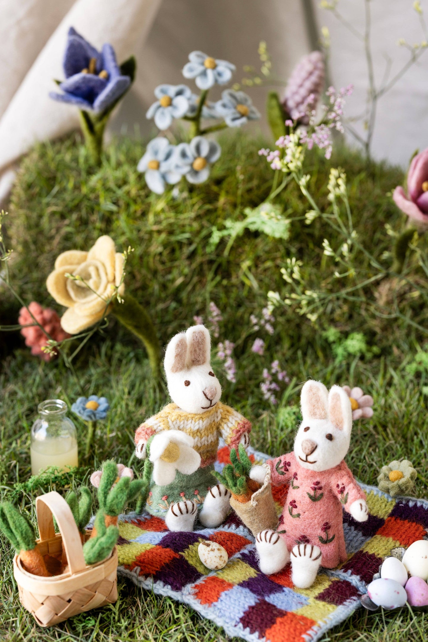 Small White Girly Bunny w/Carrot Basket