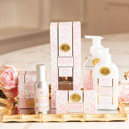 8 Oak Lane - Peony Grapefruit 5.6oz Soy Wax Candle