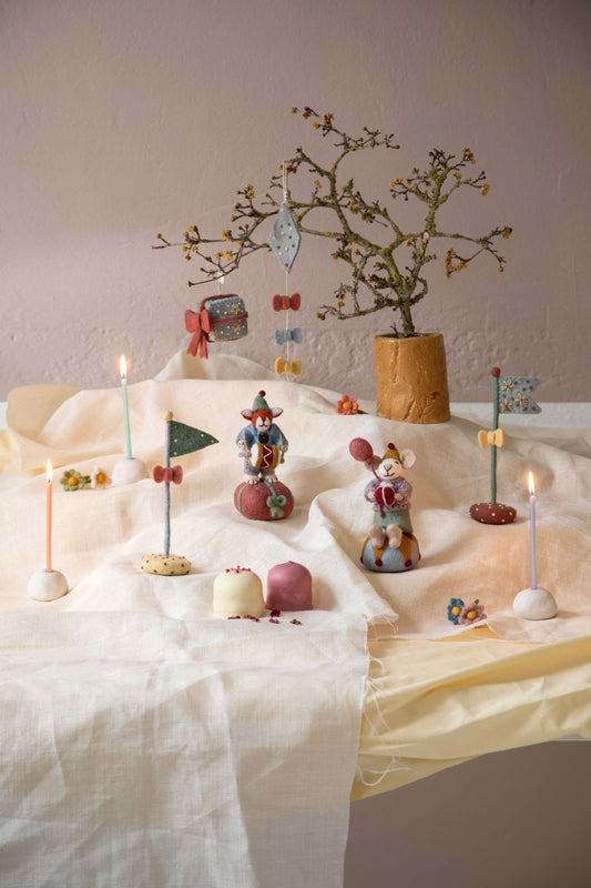 Flagpole w/Pale Green Flag & Rose Bow