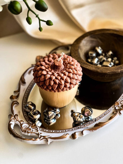 Christmas Pine Cone Candle 4x4in