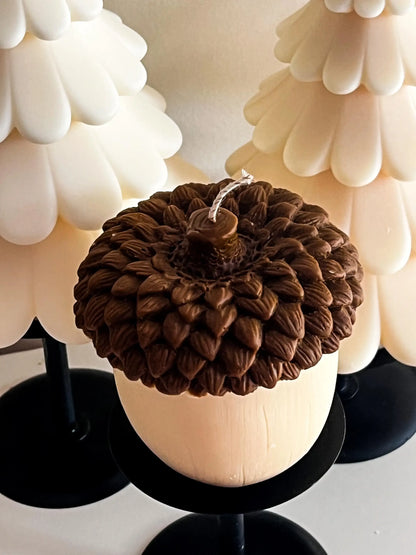 Christmas Pine Cone Candle 4x4in