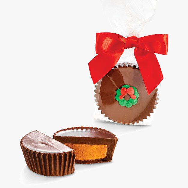 Jumbo Peanut Butter Cup w/Wreath
