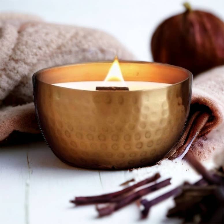 Cashmere Van & Amber Brass 14oz Candle