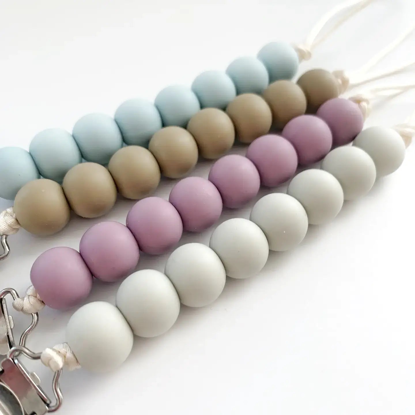 Gummy Chic Silicone Pacifier Holder Clip